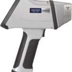 Hitachi Oxford X-MET 8000 Optimum Geo Handheld XRF Analyzer